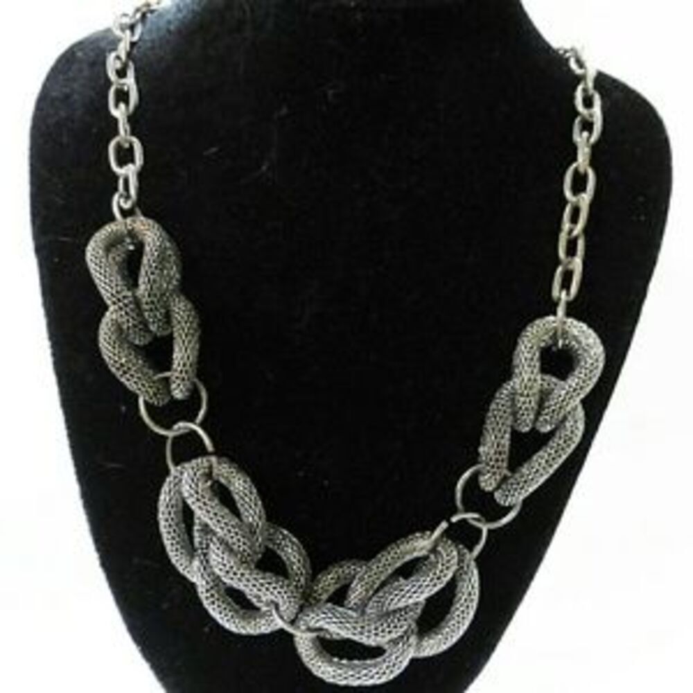Vtg‎ Chunky 1980s silvery black metal mesh braided twist necklace steampunk punk
